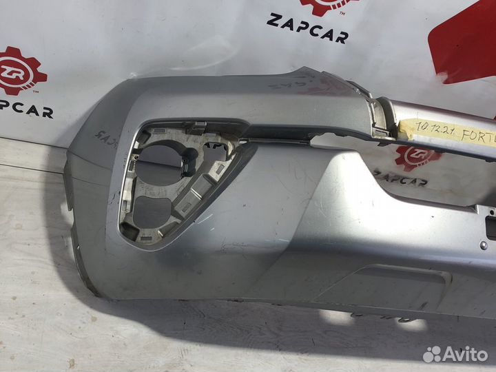 Toyota Fortuner Бампер передний