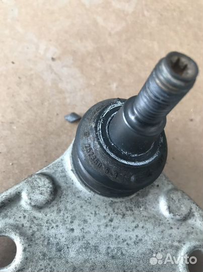 Рычаг передний левый верхний Порше Кайен 958(1277)