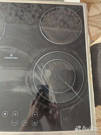 Варочная панель электрическая независимая Ariston