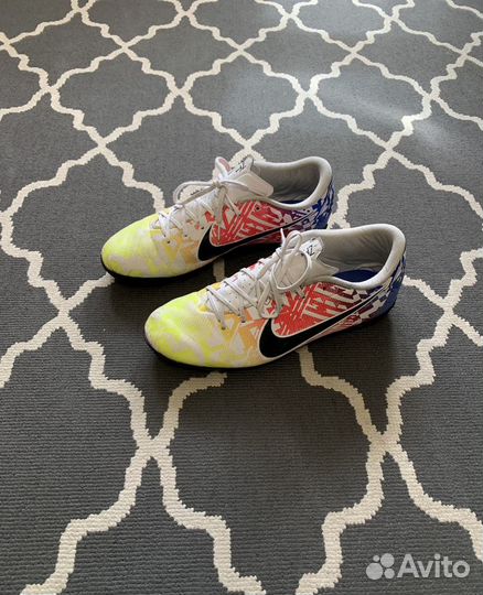 Бутсы футбольные nike vapor 13 academy njr tf