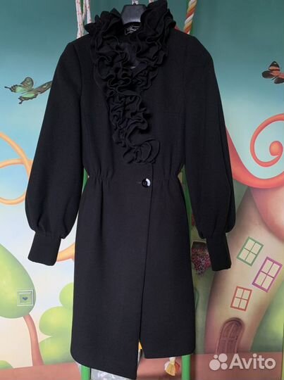 Пальто шерстяное