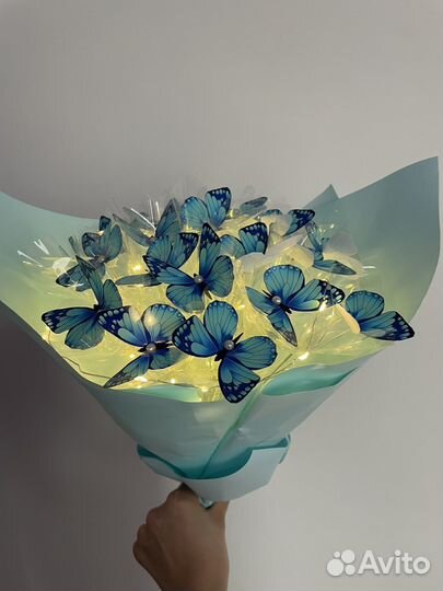 Готовый букет из бабочек