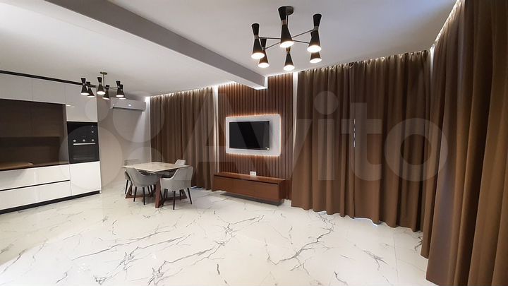 Коттедж 301,1 м² на участке 3,2 сот.