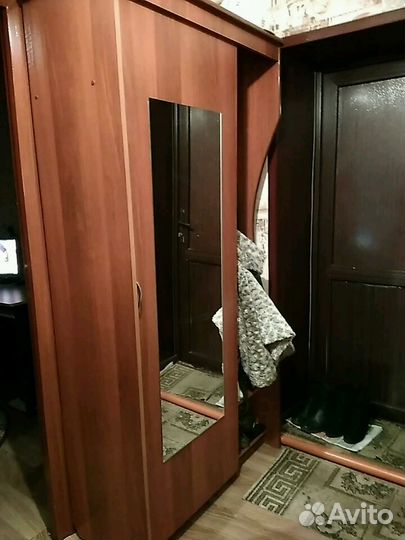 Шкаф для прихожей