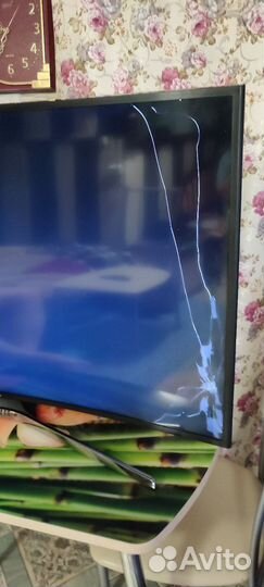 Телевизор samsung SMART tv
