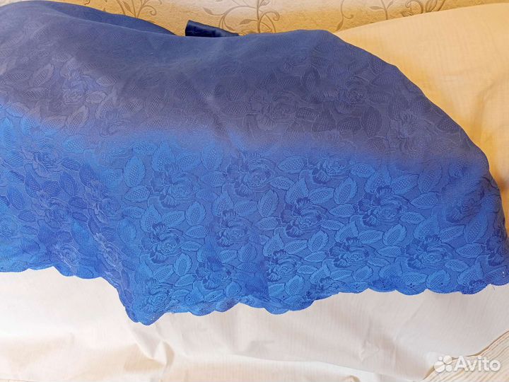 Скатерть шелковая круглая 160*160