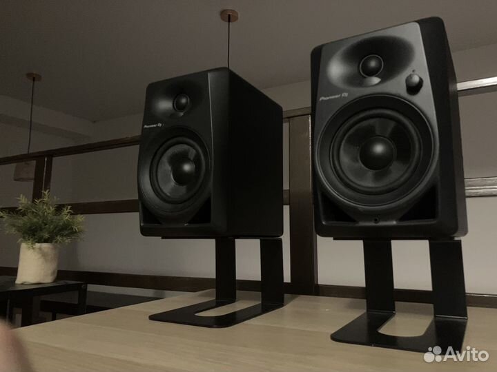 Студийные мониторы Pioneer DM-40