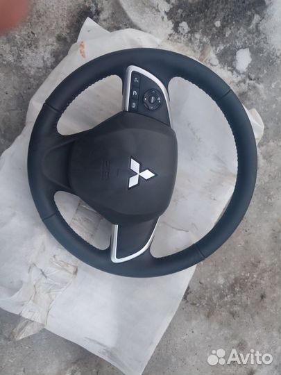 Руль митсубиши аутлендер