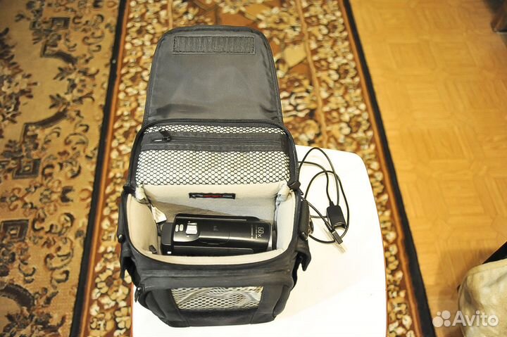 Видеокамера Sony HDR-PJ620