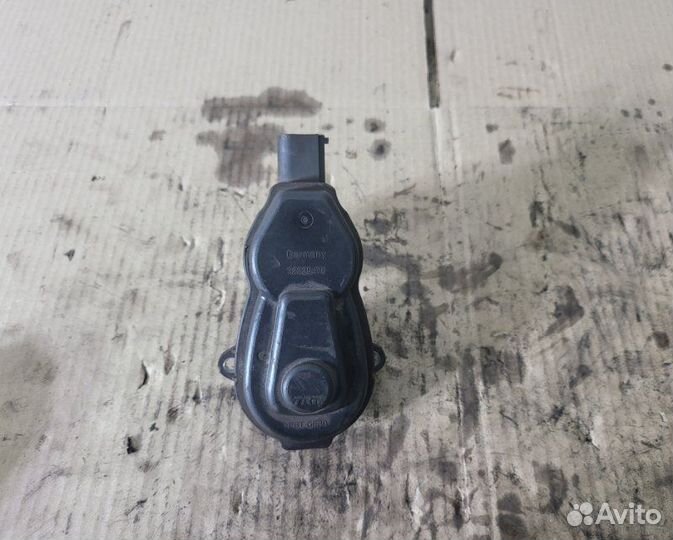 Моторчик стояночного тормоза Audi A5 I 8T cdnc