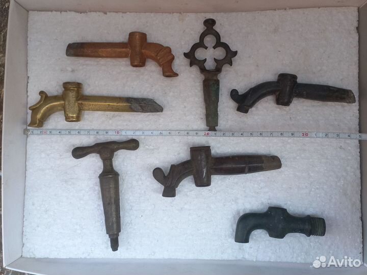 Краны и вертки для самовара разные