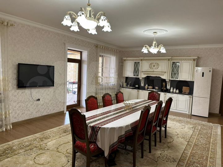 Дом 70 м² на участке 2,7 сот.