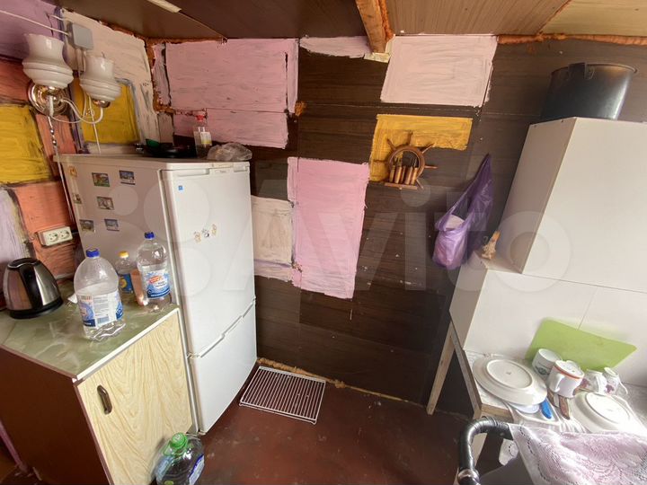 Дача 16 м² на участке 6 сот.