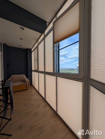 Штора на мансардное окно