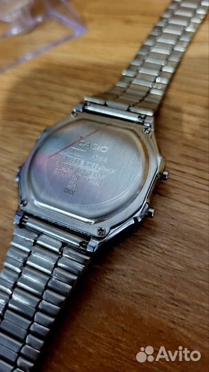 Электронные часы Casio