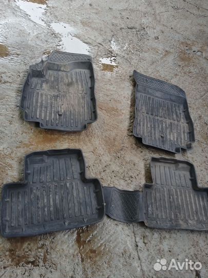 Коврики в автомобиль