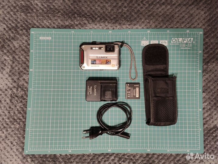 Защищенный фотоаппарат Panasonic Lumix DMC-FT4