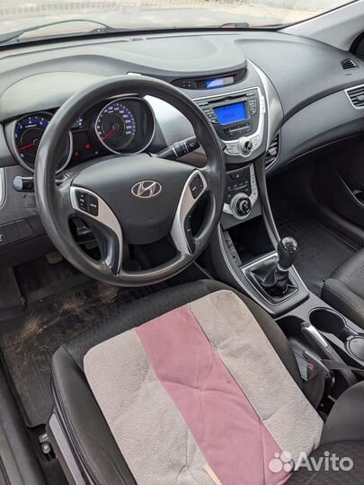 Hyundai Elantra 1.6 МТ, 2012, 230 000 км