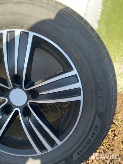 Bridgestone Ecopia EP850 215/65 R16 98H