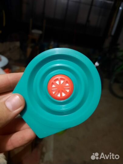 Крышка вентилируемая