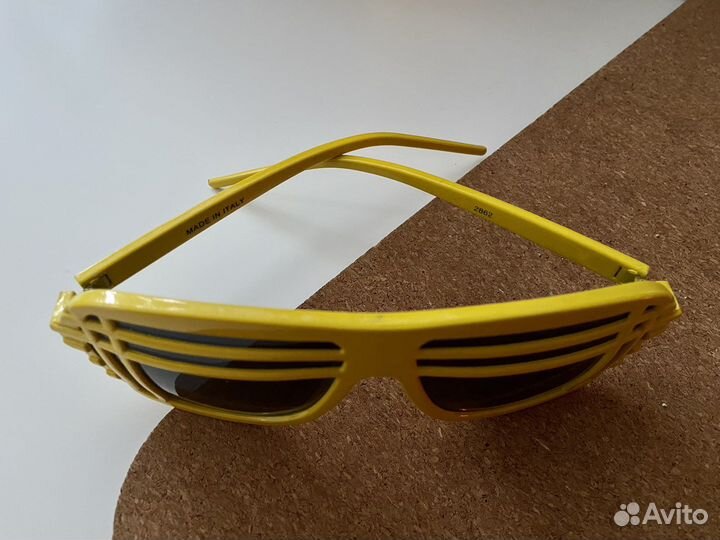 Очки солнцезащитные, ретро