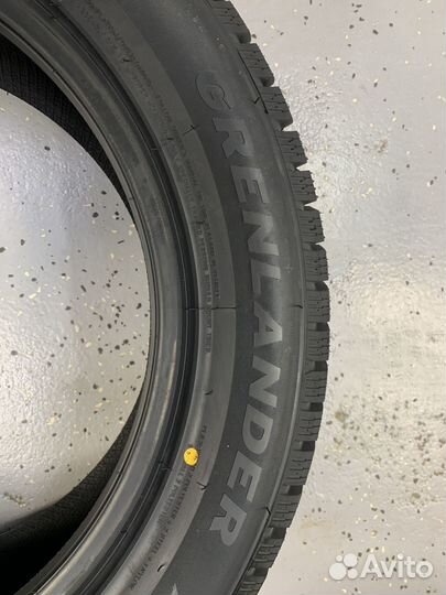 Grenlander Icedefensor Stud III 215/65 R17 103T