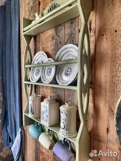 Полка для посуды в стиле прованс