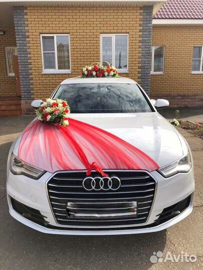 Кольца, букеты на свадебный кортеж