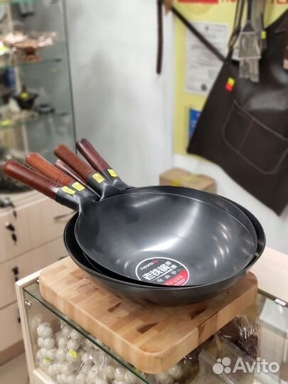 Сковорода WOK