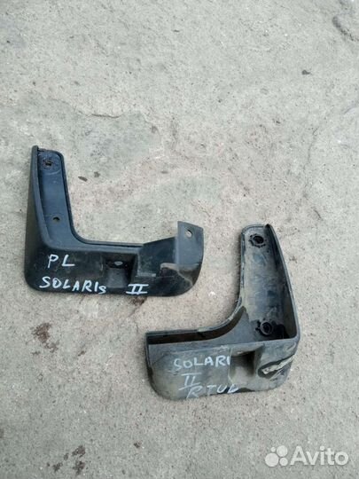 Hyundai Solaris 2 брызговик