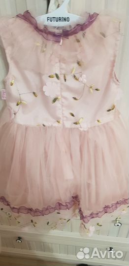 Платье праздничное девочку 104