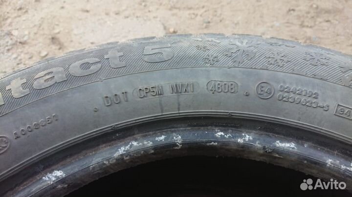 Continental ContiVikingContact 5 215/60 R16 99T