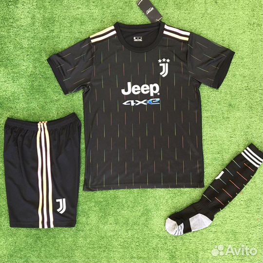 Футбольная форма Ювентус 2021/22 гостевая