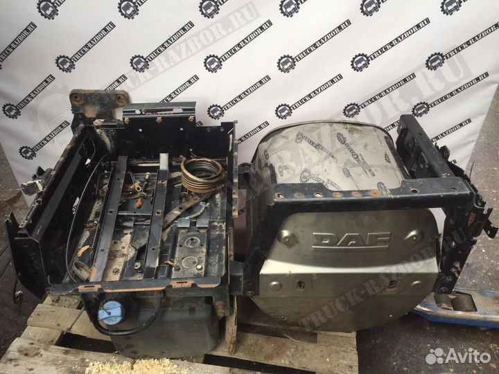 Аккумуляторный ящик в сборе DAF