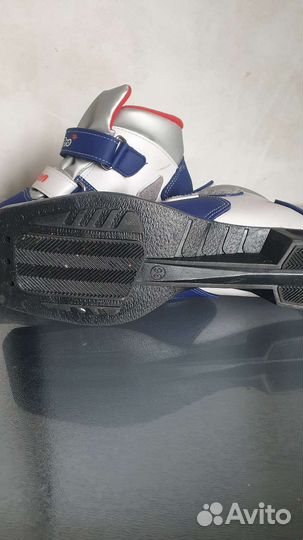 Лыжные ботинки Larson 36 размер