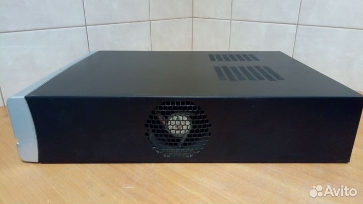 2 корпуса InWin BT611 мини ATX