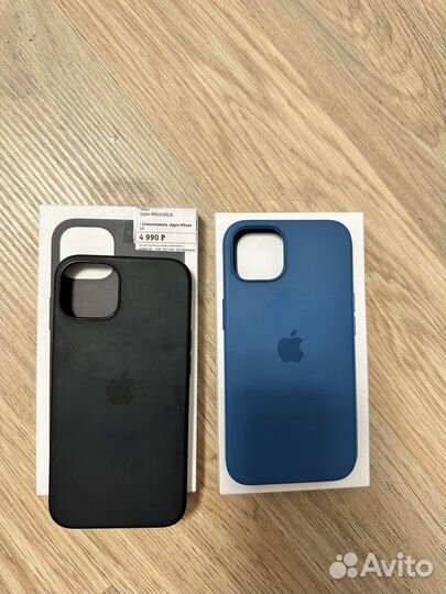 Чехол на iPhone 13