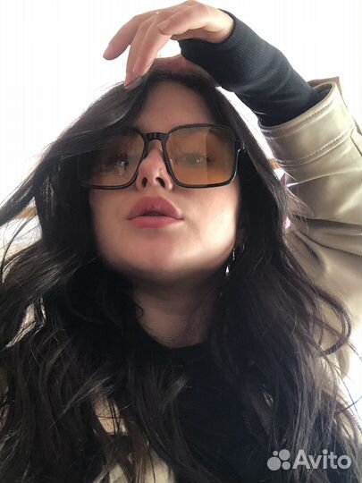 Очки солнцезащитные ретро с желтыми стеклами