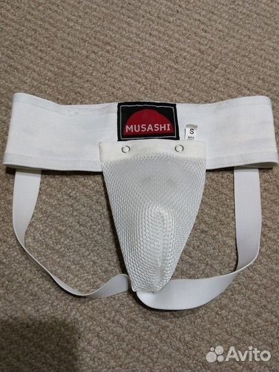 Шлем, защита ног, кистей, ракушка детские 7-8 лет