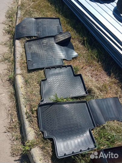 Автомобильные коврики резиновые киа