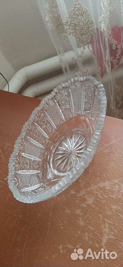 Хрустальная ваза