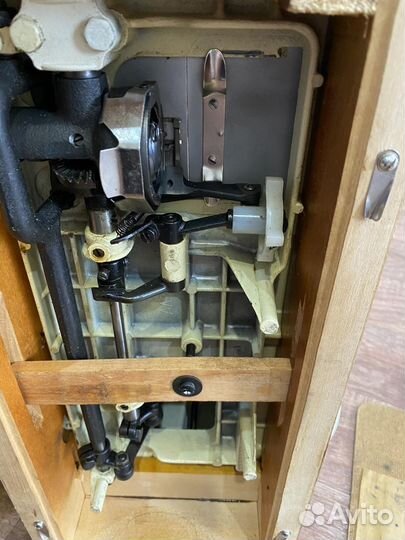 Швейная машина