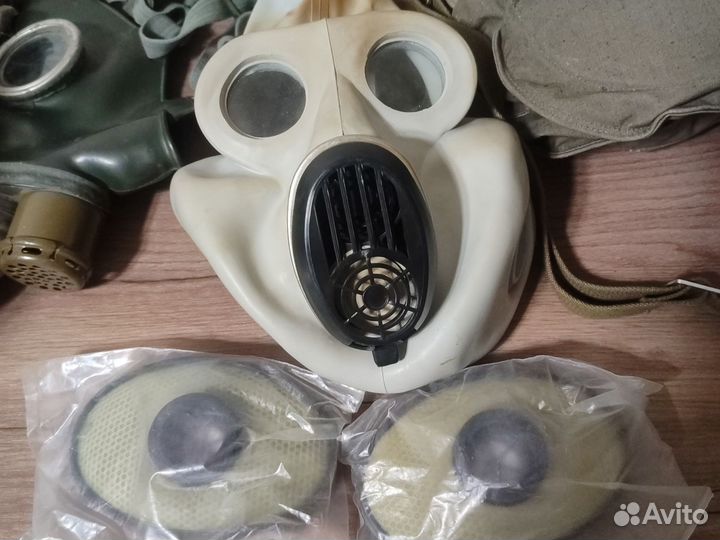 Противогазы