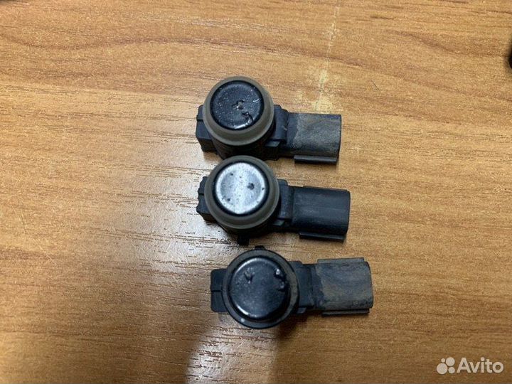 Датчик парктроника Cadillac Escalade 4 (2014-2020)