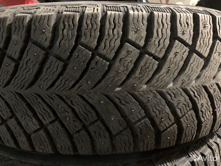 Michelin X-Ice North 4 215/65 R16 102T