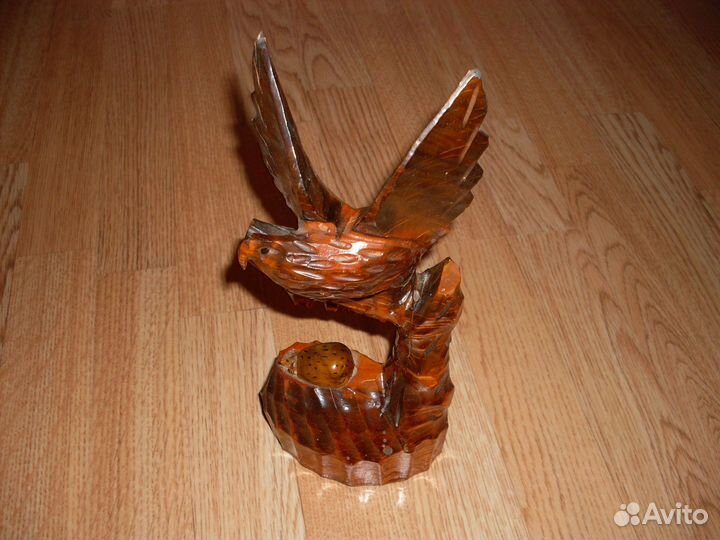 Статуэтка Орел