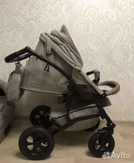 Продам коляску 2в1 Riko Fox