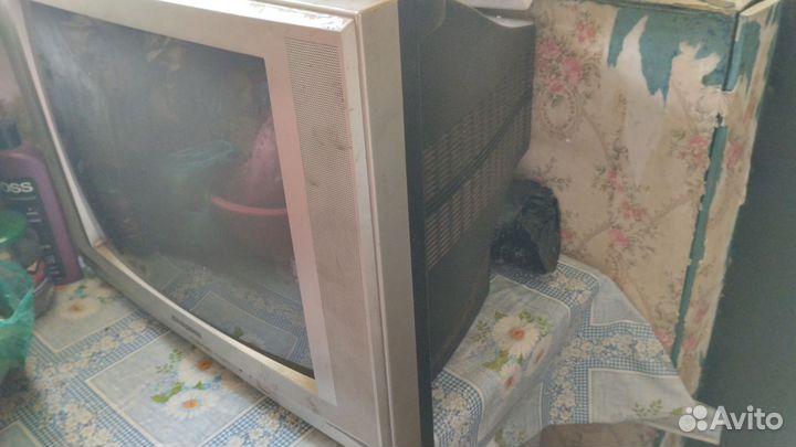 Телевизор бу на запчасти