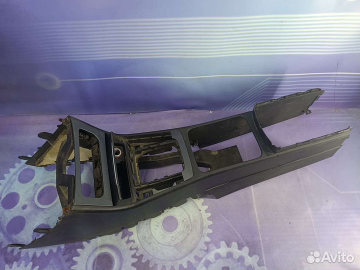 Центральная консоль Volkswagen Passat B7