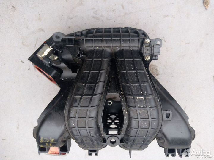 Впускной коллектор Mitsubishi Outlander 3